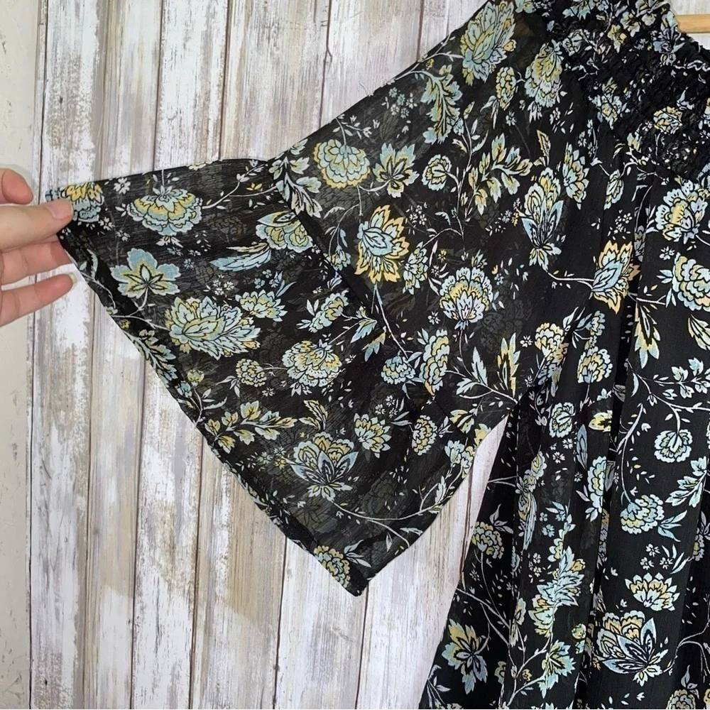 Torrid Off Shoulder Floral Chiffon Blouse 0X Black Blue Boho Peasant Top Plus - Picture 4 of 7